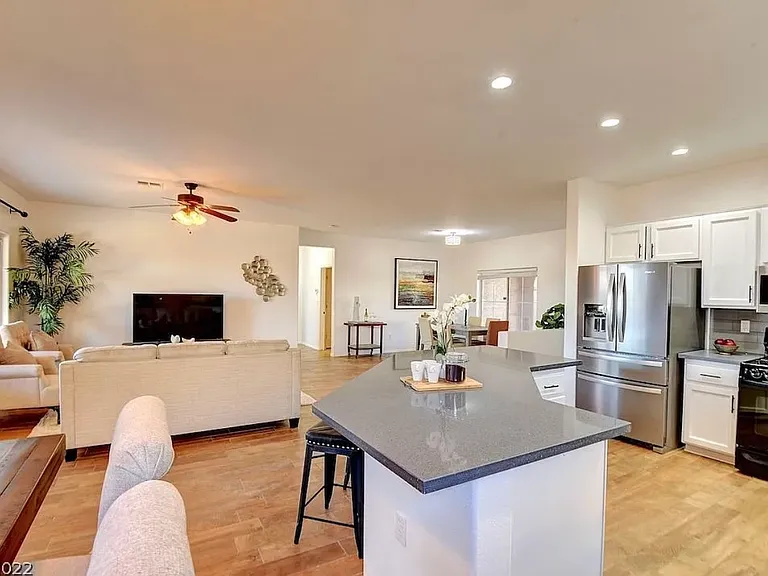 2578 Hayesville Ave — Photo 10