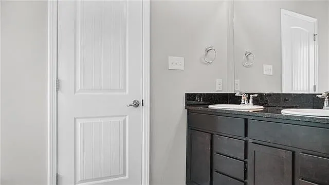 440 W Lake Dr — Photo 17