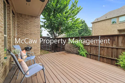 2438 Sunderland Ln Photo 1