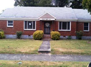 3086 Crump Ave, Memphis, TN 38112