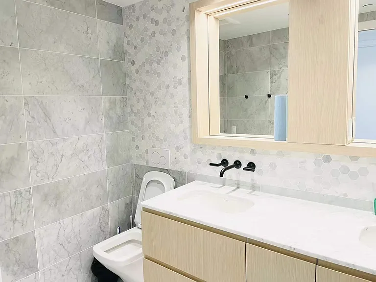 1365 Davie St #140 — Photo 11