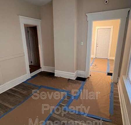 5th image of 1345 E Livingston Ave #1345