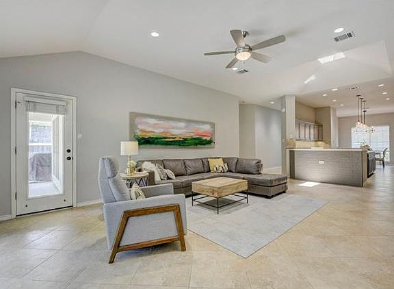 4th image of 3126 Lomita Dr