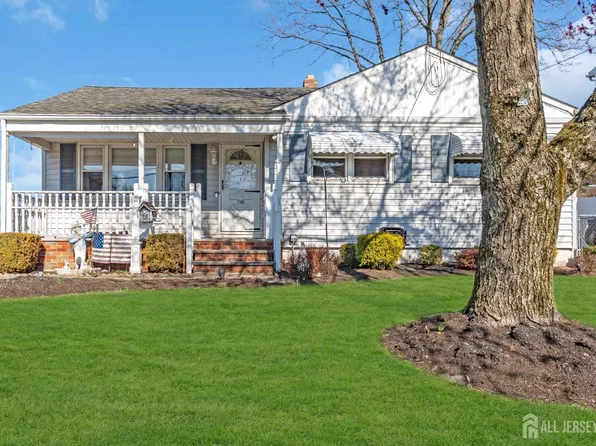 1105 S Washington Ave, Piscataway, NJ 08854