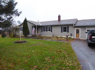 69 Old Stage Rd, Essex Junction, VT 05452