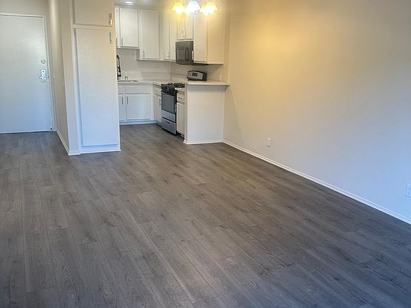 3rd image of 4717 Ben Ave APT 104