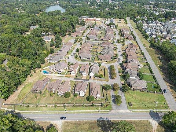 3rd image of 8513 Woodland Rose Cir N