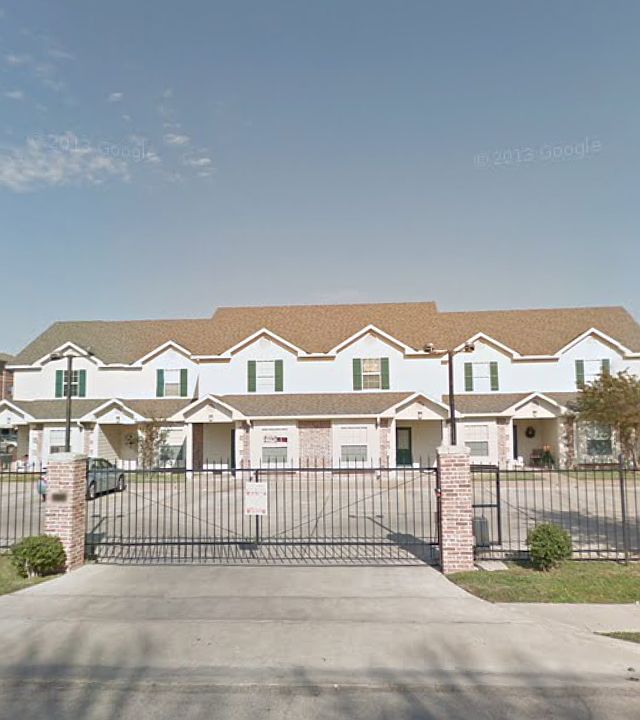 Safely Gated Cozy Complex