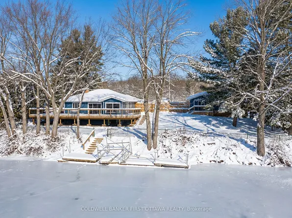 889 Jones Point, Tay Valley, ON K7H 3C7