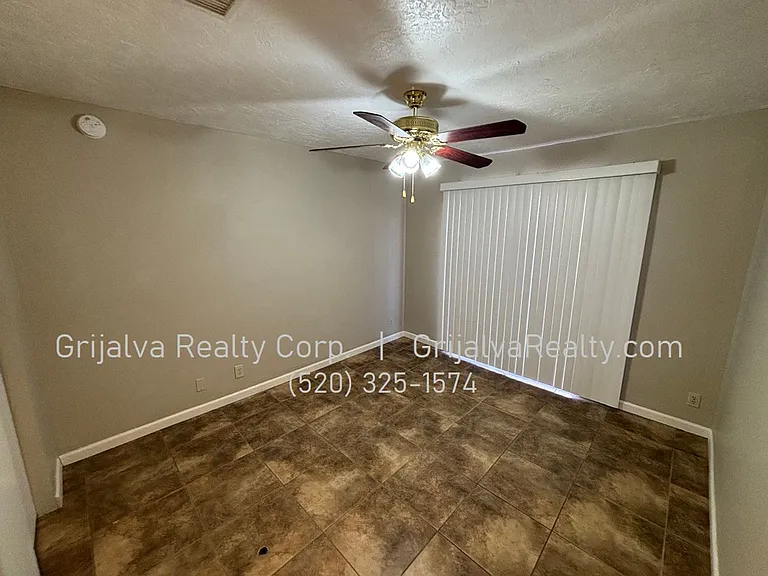 255 Silverbell — Photo 9