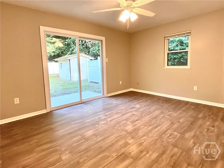8620 Ferguson Ave — Photo 15