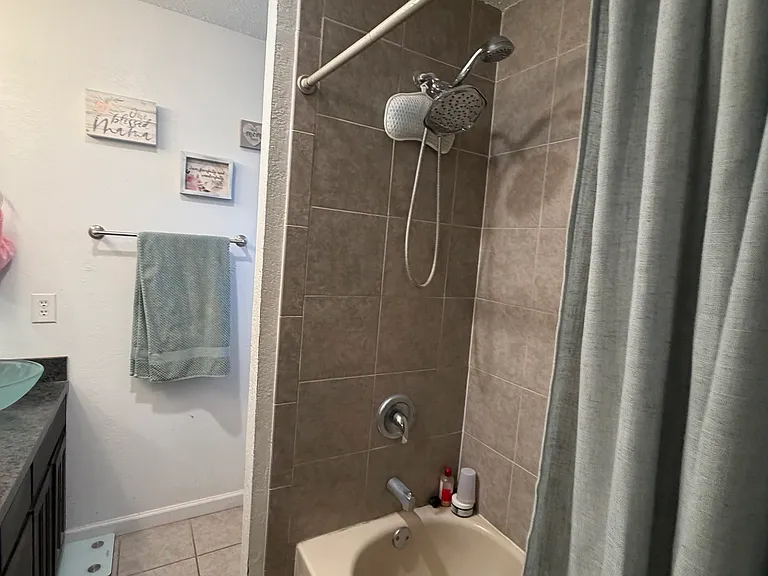 6413 Whitehurst Dr — Photo 16