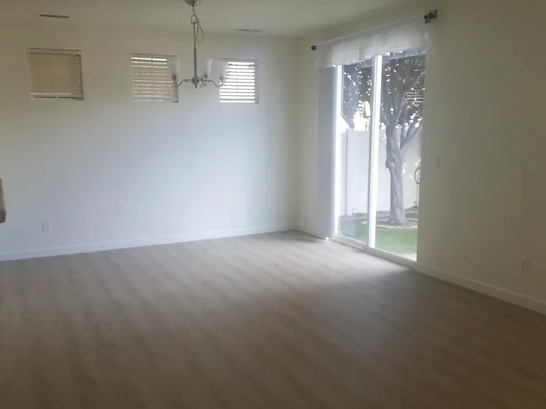 11034 Colton Dr — Photo 5