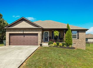 201 Onslow Dr, Portland, TN 37148