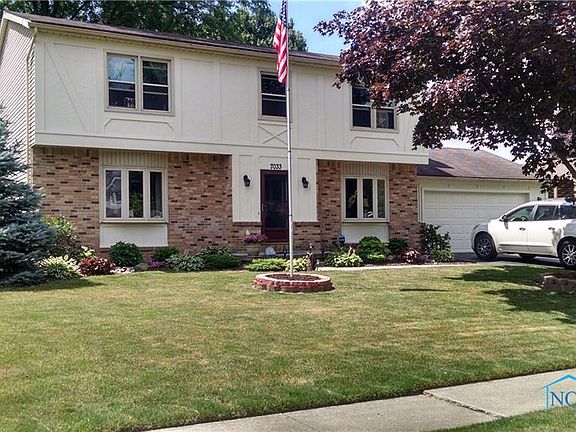 3rd image of 7033 Shadowcreek Dr
