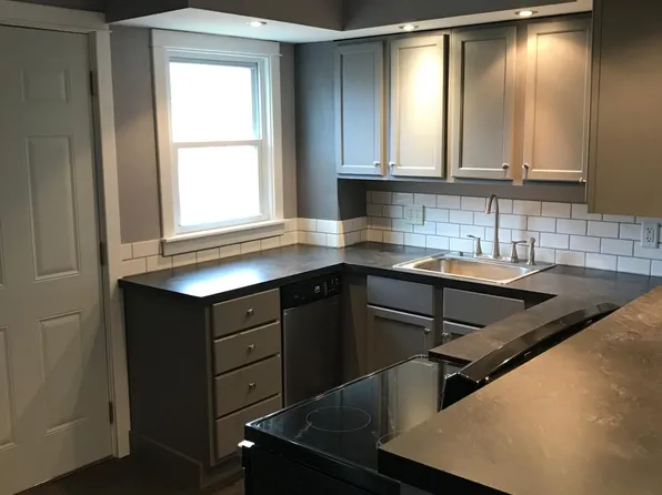 2107 Main Ave, Clear Lake, IA 50428