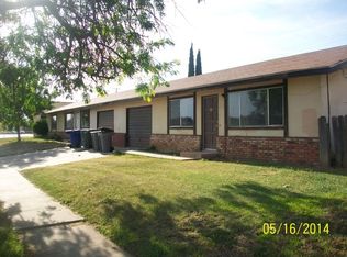 104 N Walnut St, Woodlake, CA 93286