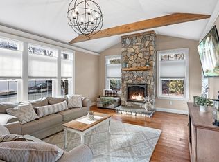 72 Hillside Ave, Beverly, MA 01915