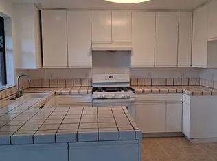 366 E 15th St APT C, Costa Mesa, CA 92627