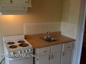3rd image of 281 W 62nd St