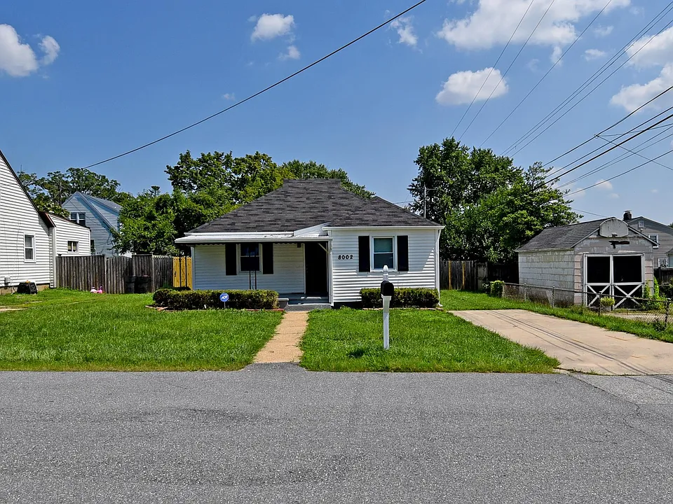 8002 Shelley Dr