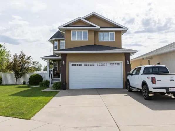 6107 W Park Pl, Taber, AB T1G 1E9