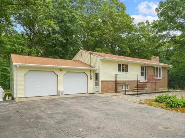 29 Peck Hill Rd, Johnston, RI 02919