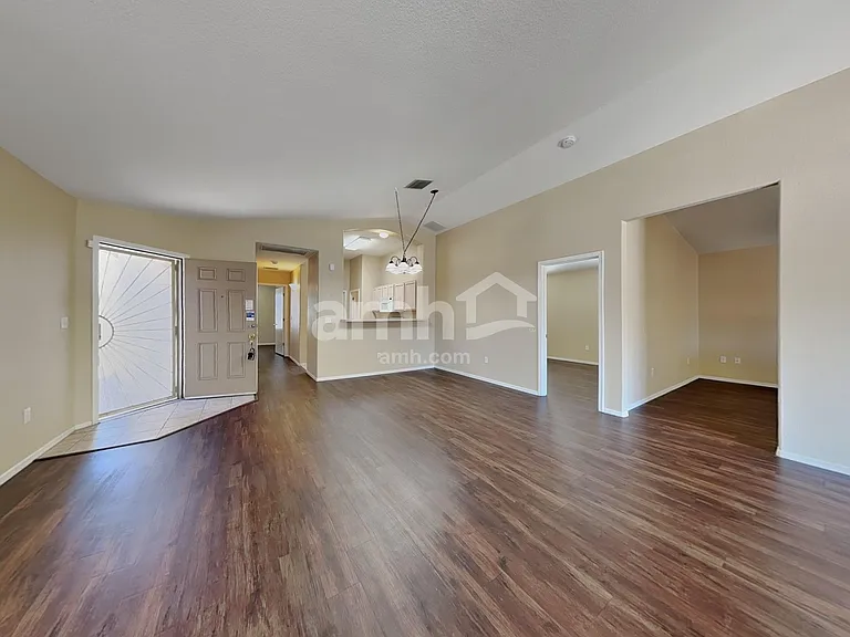 2435 W Waterway Pl — Photo 7