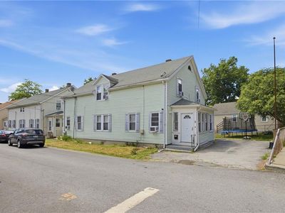 24 Beckside Rd, North Providence, RI, 02911