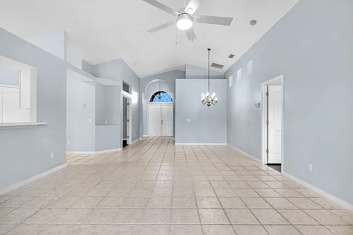 2340 Commodores Club Blvd — Photo 4