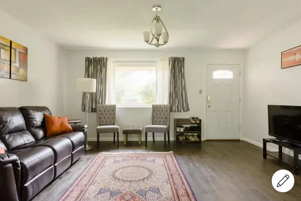 3 bed, 2.0 bath, 1200 sqft, $2,100 — Photo 3