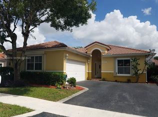 4779 NW 5th Ct, Pompano Beach, FL 33063
