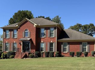 100 Lake View Cir, Madison, AL 35758