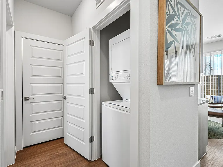 YardHomes Rowlett Creek In-Unit Washer & Dryer
