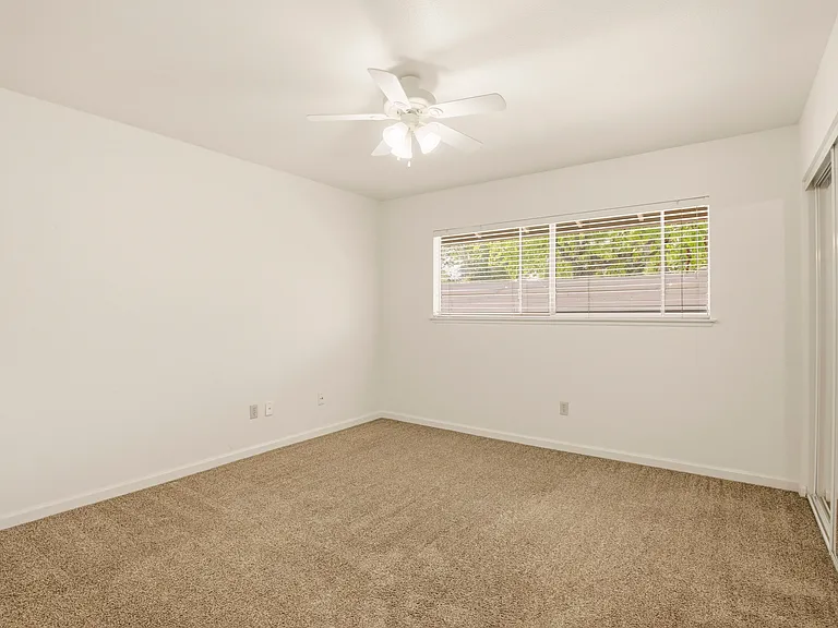 11315 Matinal Cir — Photo 19