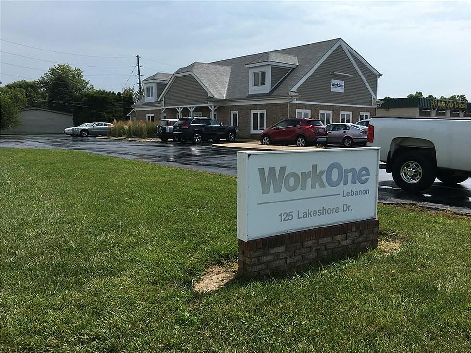 2nd image of 121 Lakeshore Dr