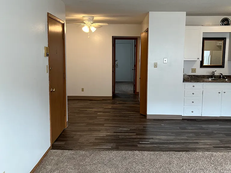 401 SW Elm St #1 — Photo 11