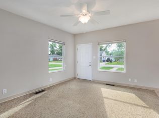 1629 9th St NW, Cedar Rapids, IA 52405