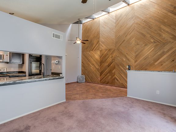 3rd image of 3501 Juan Tabo Blvd NE Unit L2