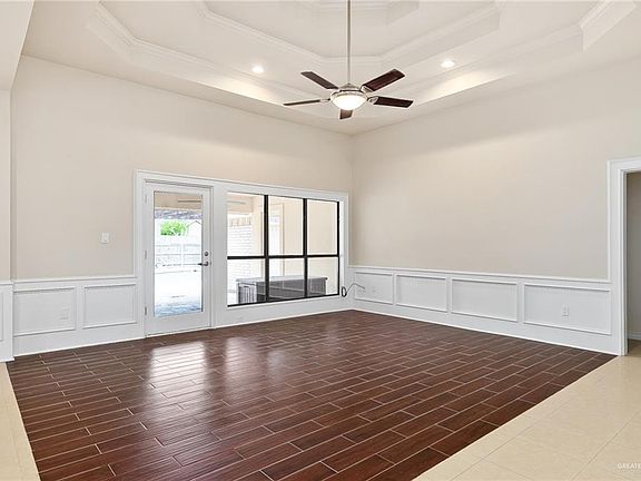 4th image of 312 Kiwi St