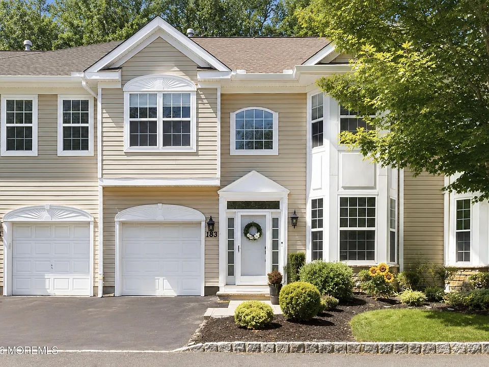 183 Shinnecock Dr