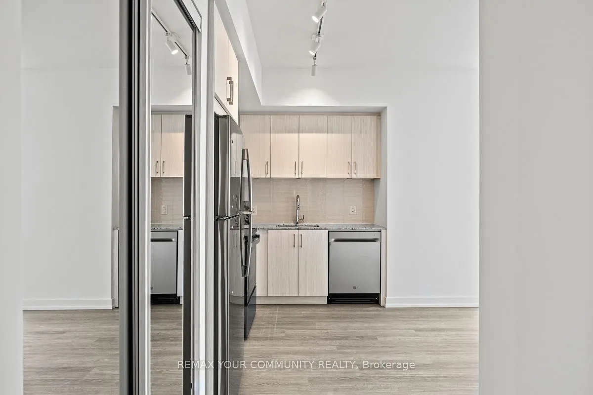 2 bed, $2,800 — Photo 3