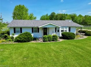 2760 Flint Ridge Rd, Hopewell, OH 43746