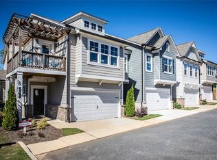 358 Hayden Cir, Woodstock, GA
