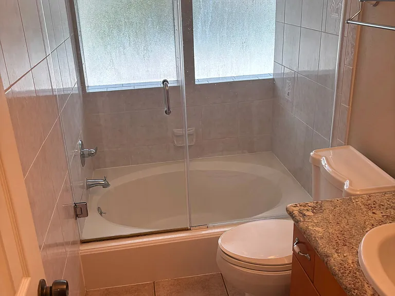 5238 Memorial Dr — Photo 11