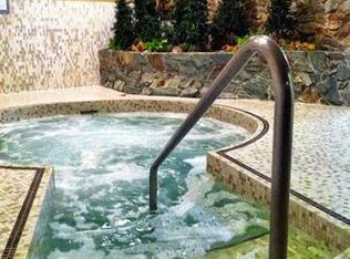 9502 Erickson Dr #409, Burnaby, BC V3J7B5