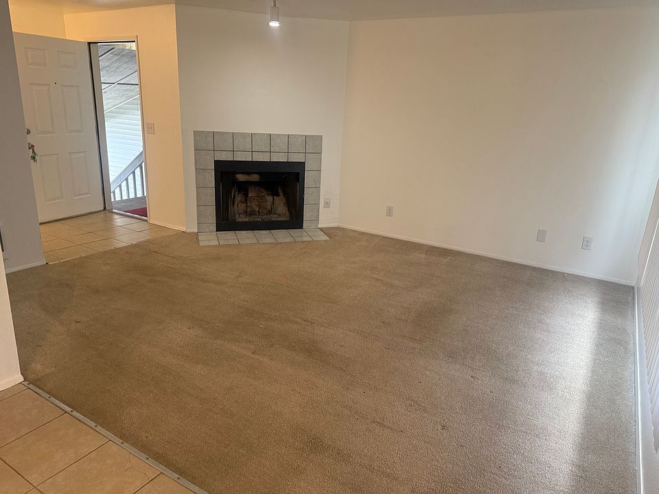 1st image of 505 4th Ave SE #C