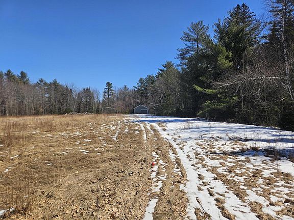 2nd image of 10 Gales Road