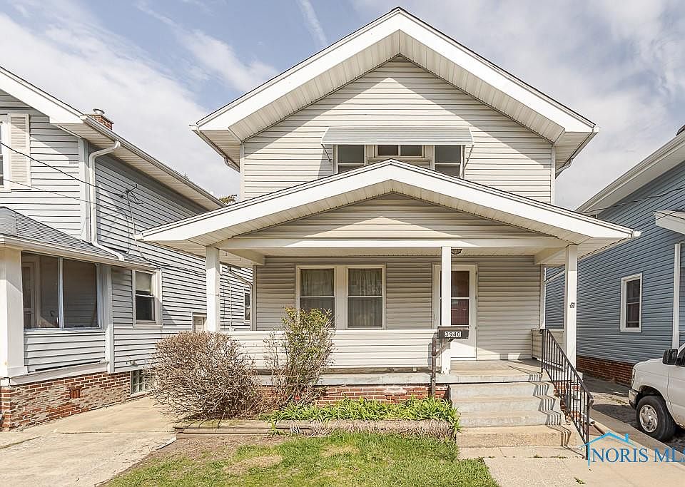 1st image of 3940 Leybourn Ave