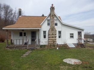 200 Fleegle Rd, Cairnbrook, PA 15924